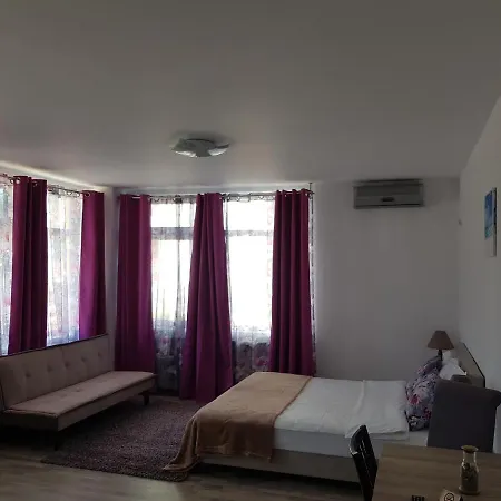 Saona Mamaia Nord Gasthuis Năvodari
