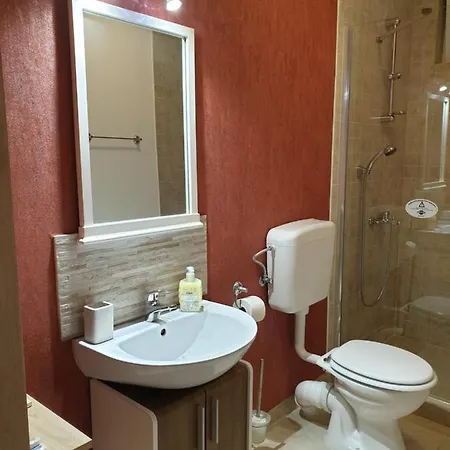 Saona Mamaia Nord Pensjonat Năvodari