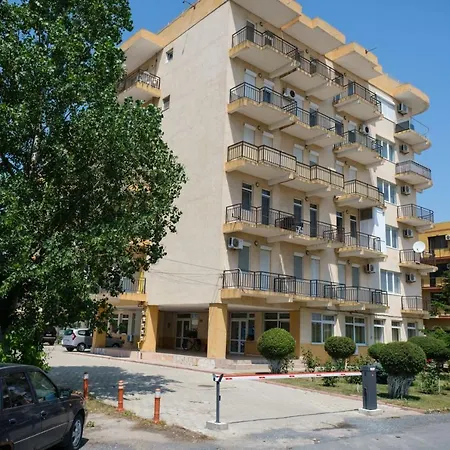 Saona Mamaia Nord 3*