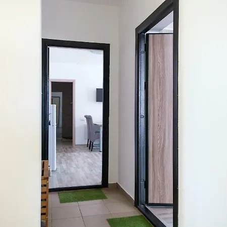 Saona Mamaia Nord 3* 那沃达利