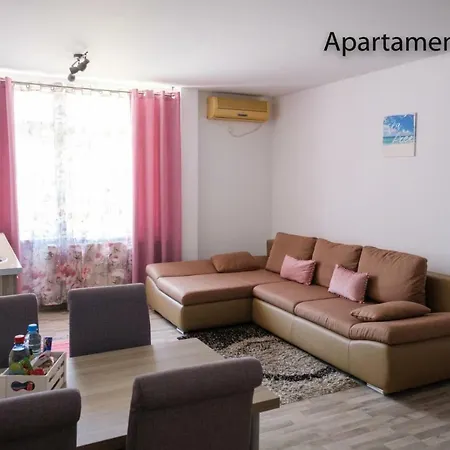 Saona Mamaia Nord Pensión
