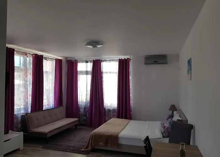 Saona Mamaia Nord בית הארחה Năvodari